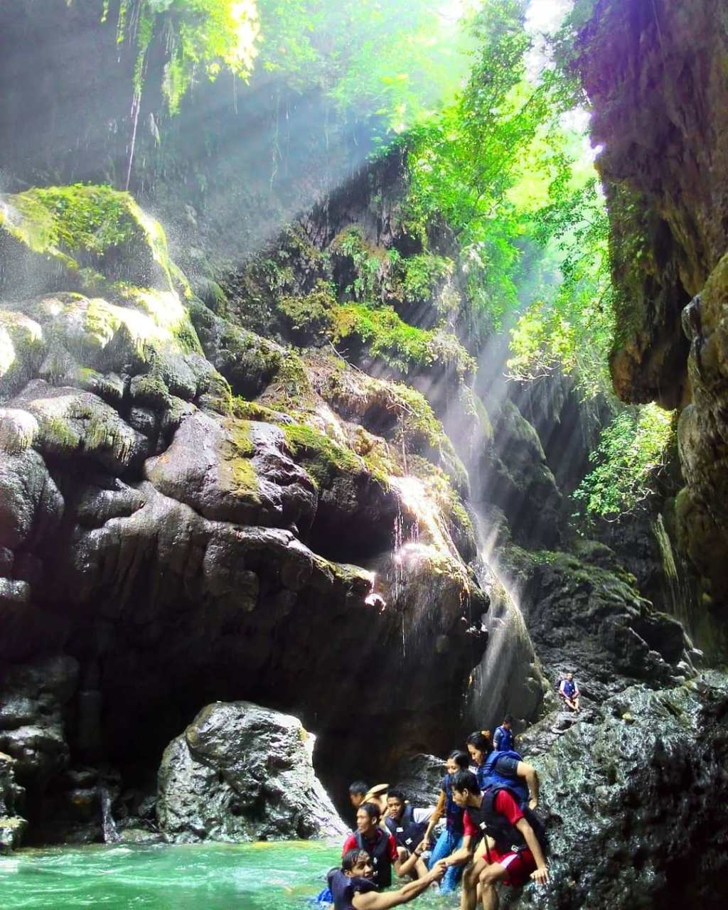 Paket Wisata Perahu Green&nbsp;Canyon